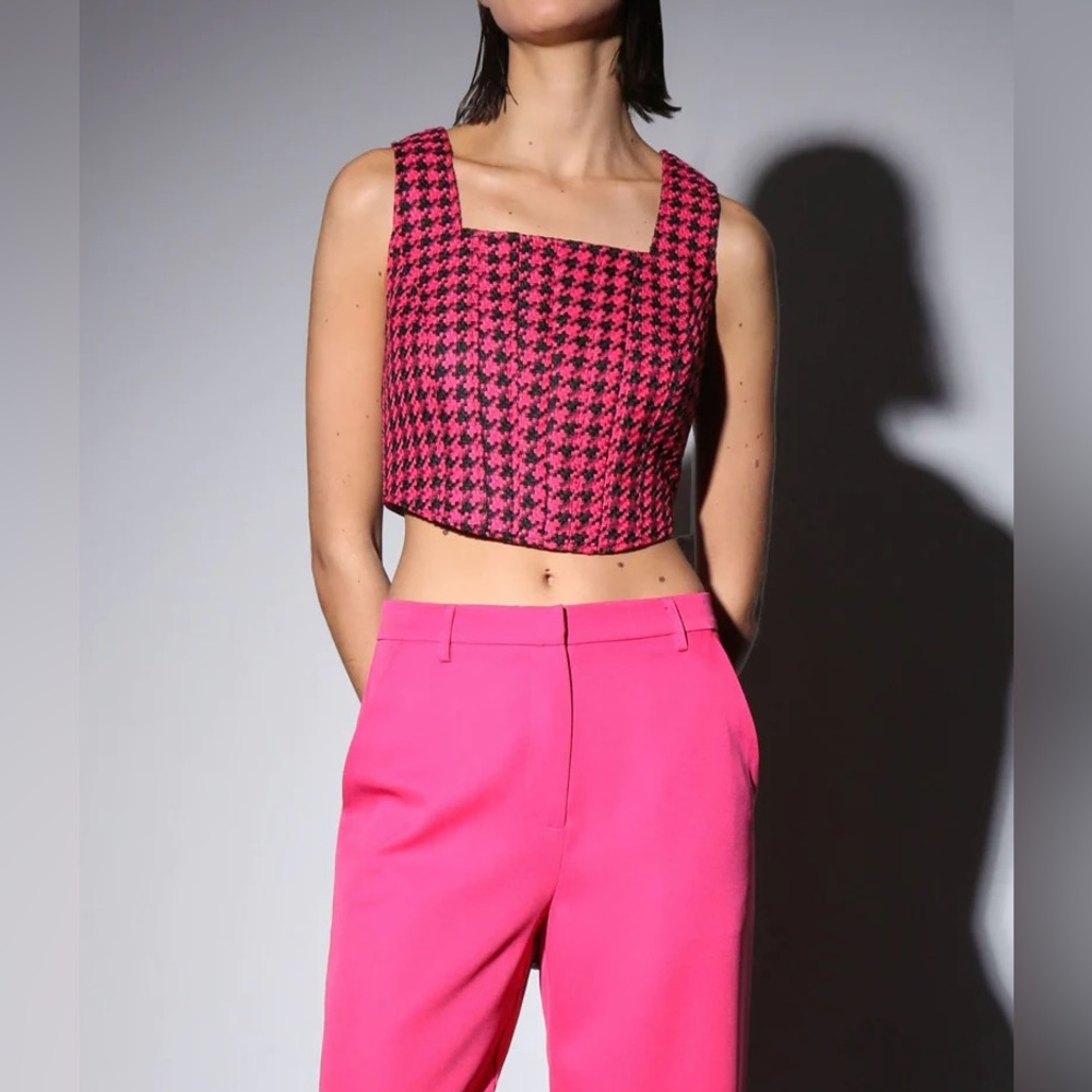 Walter Baker Imani Houndstooth Top in Tavern Tweed - Picture 2 of 8